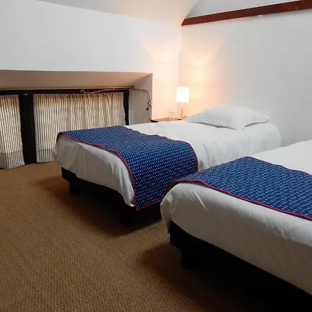 Le Petit Vigneau 度假居 Ménil